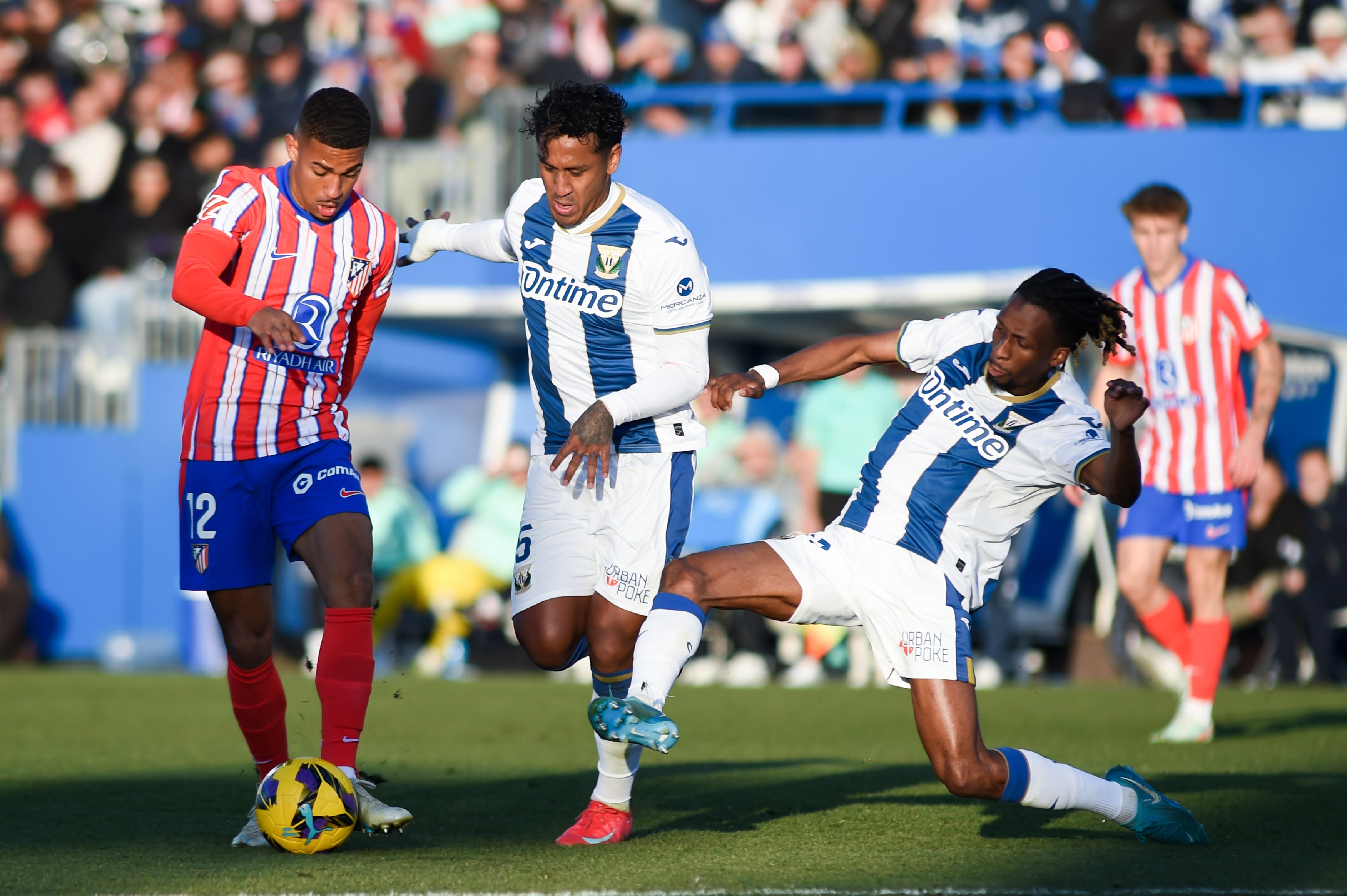 乐鱼体育-马德里竞技球队在欧洲赛场斩获佳绩