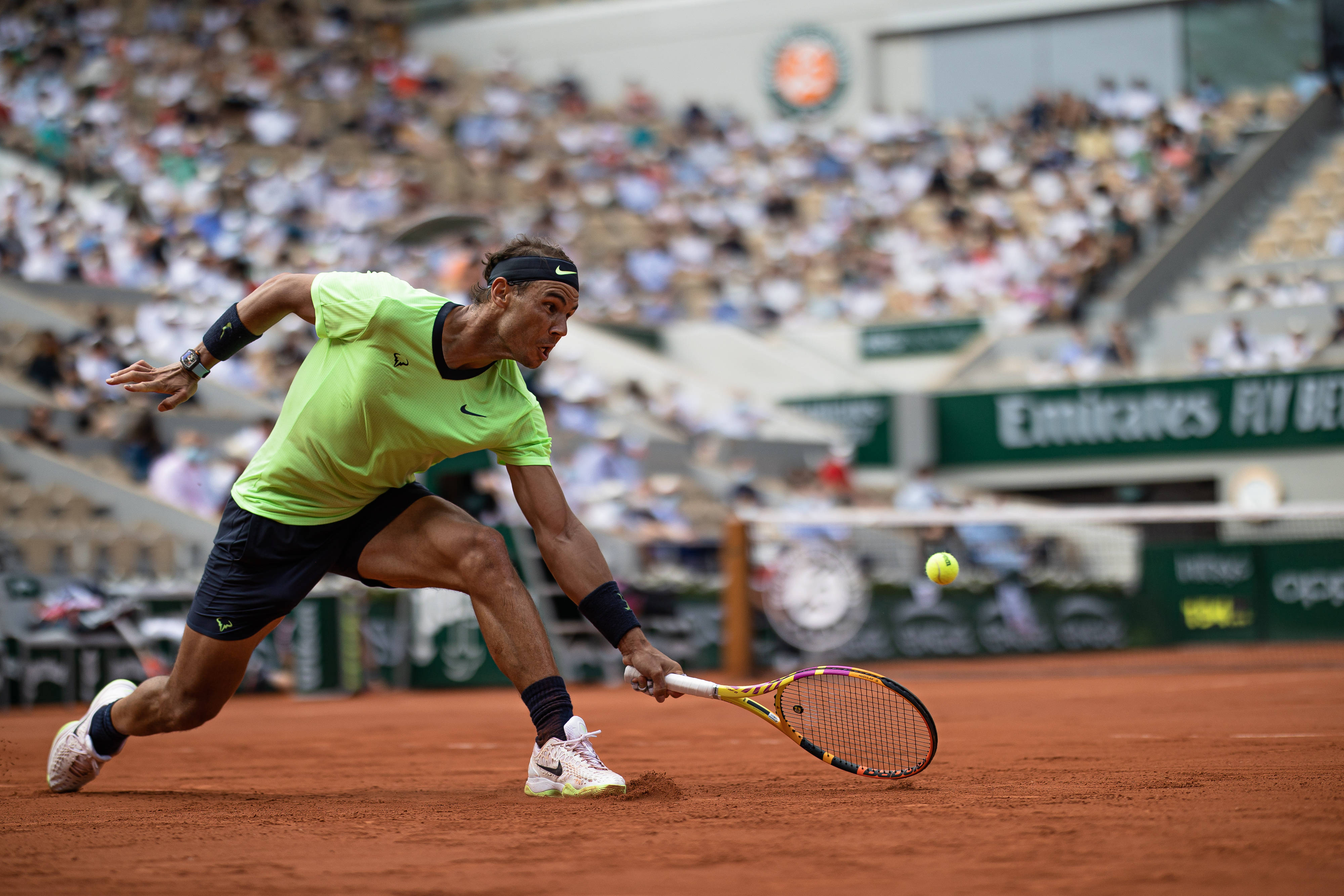 乐鱼-美国网球队完胜世界网球队,纳达尔关键制胜的简单介绍